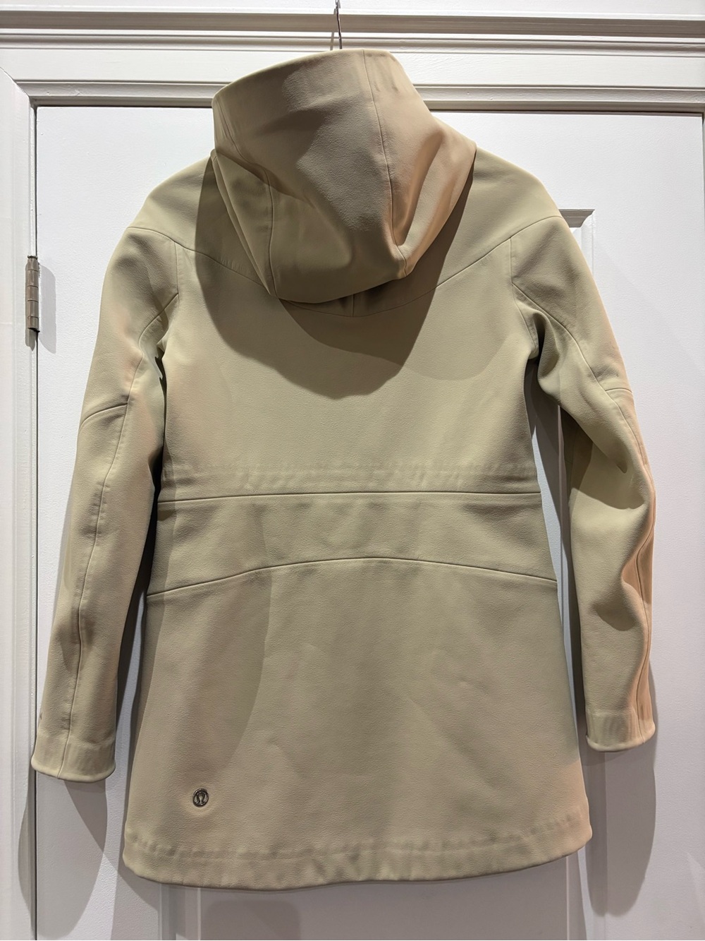 Lululemon RepelShell Rain Jacket (mint condition) - Picture 5 of 13